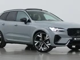 Volvo XC60 T6 Plug-in hybrid Ultra Black Edition | Luchtvering | Bowers&Wilkins | Massage+Ventilatie | Gelamineerd Glas | 22 Inch