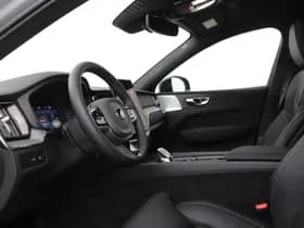 Volvo XC60 thumbnail 3