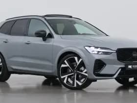 Volvo XC60 T6 Plug-in hybrid Ultra Black Edition | Luchtvering | Bowers&Wilkins | Massage+Ventilatie | Gelamineerd Glas | 22 Inch