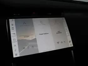 Land Rover Discovery Sport thumbnail 22