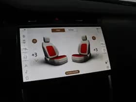 Land Rover Discovery Sport thumbnail 32