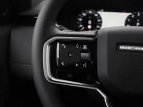 Land Rover Discovery Sport thumbnail 39