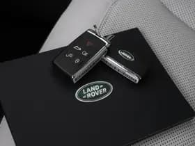 Land Rover Defender thumbnail 19