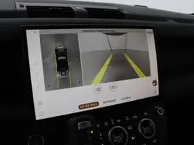 Land Rover Defender thumbnail 21