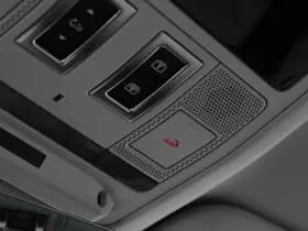 Land Rover Defender thumbnail 34