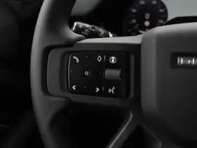 Land Rover Defender thumbnail 35