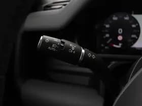 Land Rover Defender thumbnail 36