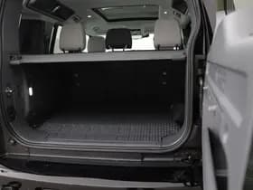 Land Rover Defender thumbnail 46