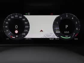 Land Rover Range Rover Velar thumbnail 19