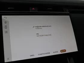 Land Rover Range Rover Velar thumbnail 34