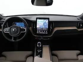 Volvo XC60 thumbnail 4