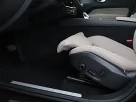 Volvo XC60 thumbnail 44