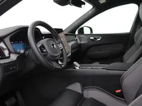 Volvo XC60 thumbnail 3