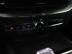 Volvo XC60 thumbnail 38