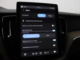 Volvo XC60 thumbnail 36