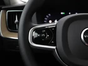 Volvo XC60 thumbnail 45