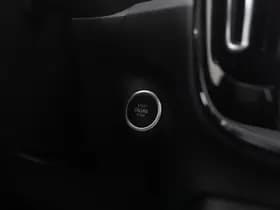 Volvo XC40 thumbnail 33