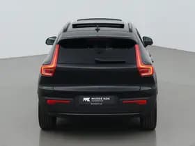 Volvo XC40 thumbnail 9