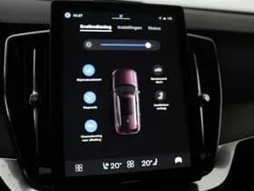 Volvo XC90 thumbnail 32