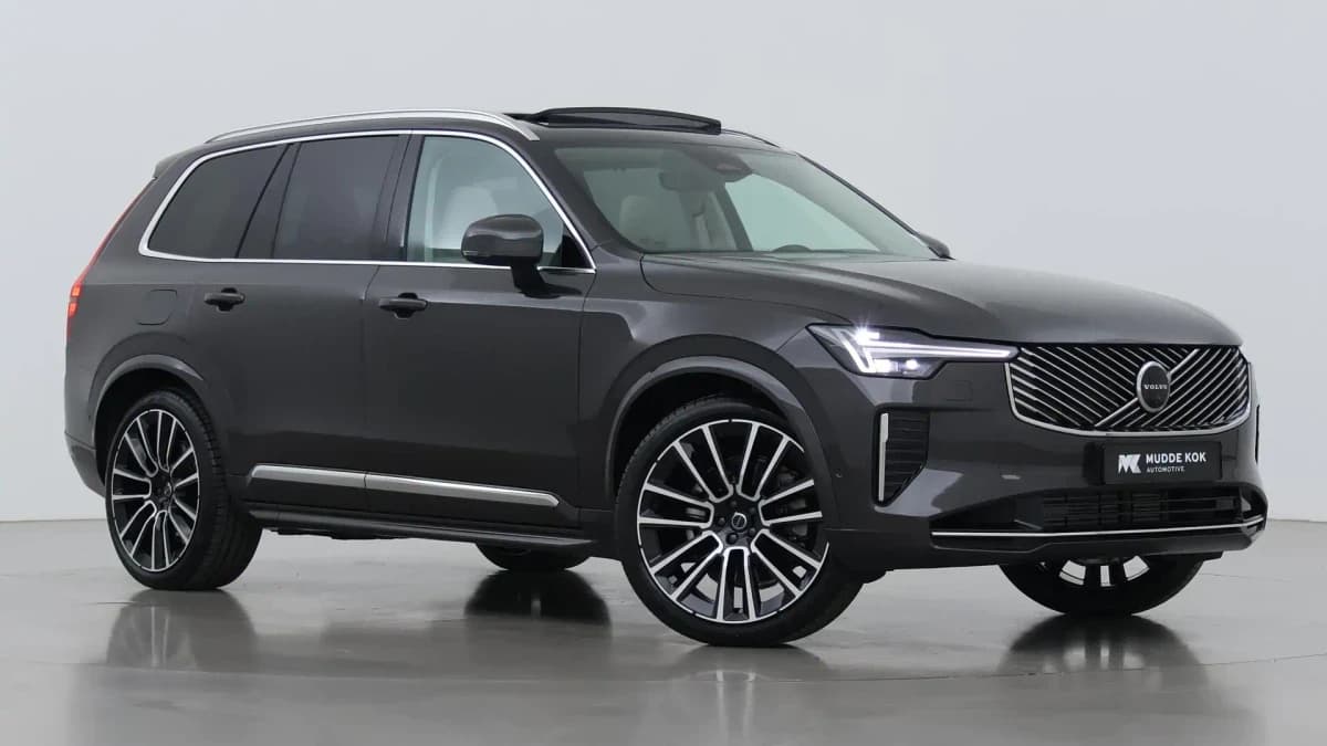 Volvo XC90 T8 Plug-in hybrid Ultra Bright | Bowers&Wilkins | Luchtvering | Massage | 22 Inch | Trekhaak | Head-Up — foto 1