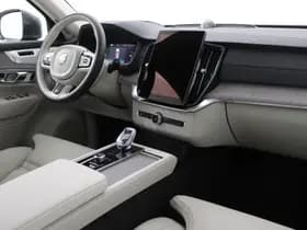 Volvo XC90 thumbnail 17