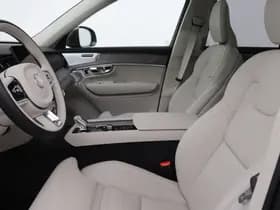 Volvo XC90 thumbnail 3