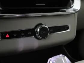 Volvo XC90 thumbnail 40