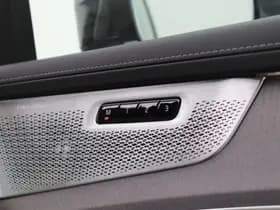 Volvo XC90 thumbnail 50