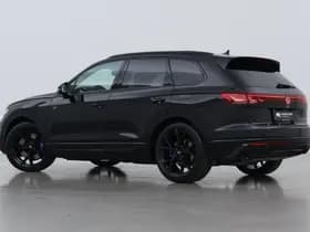 Volkswagen Touareg thumbnail 2