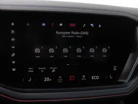 Volkswagen Touareg thumbnail 23