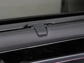 Volkswagen Touareg thumbnail 56