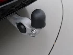 Volkswagen Touareg thumbnail 61