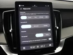 Volvo XC90 thumbnail 41