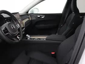 Volvo XC60 thumbnail 3