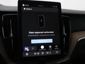 Volvo XC60 thumbnail 25