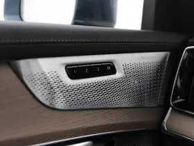 Volvo XC90 thumbnail 44