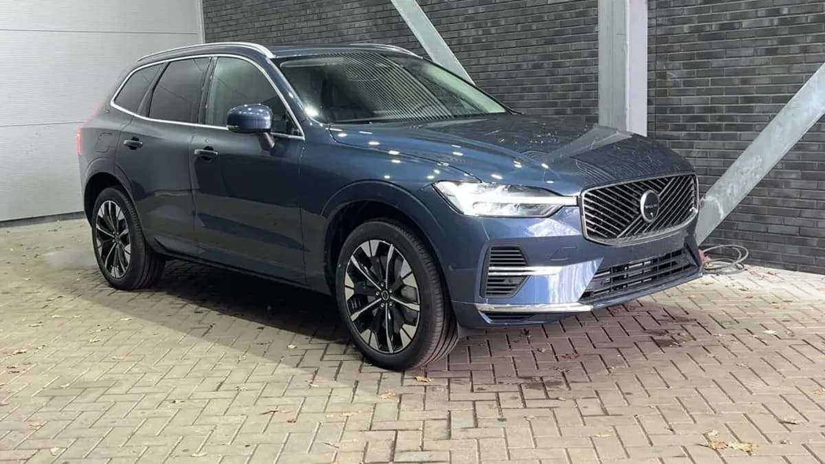 Volvo XC60 T6 Plug-in hybrid Plus Bright | Panoramadak | 360° Camera | harman/kardon | 20 Inch | Stuurverwarming — foto 1