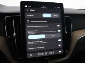 Volvo XC60 thumbnail 33