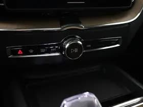Volvo XC60 thumbnail 38