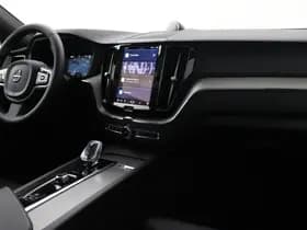 Volvo XC60 thumbnail 17