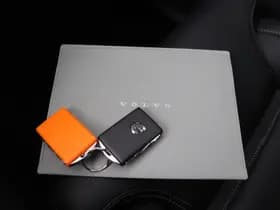 Volvo XC60 thumbnail 18