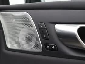 Volvo XC60 thumbnail 50