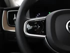 Volvo XC60 thumbnail 45