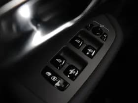 Volvo XC90 thumbnail 50