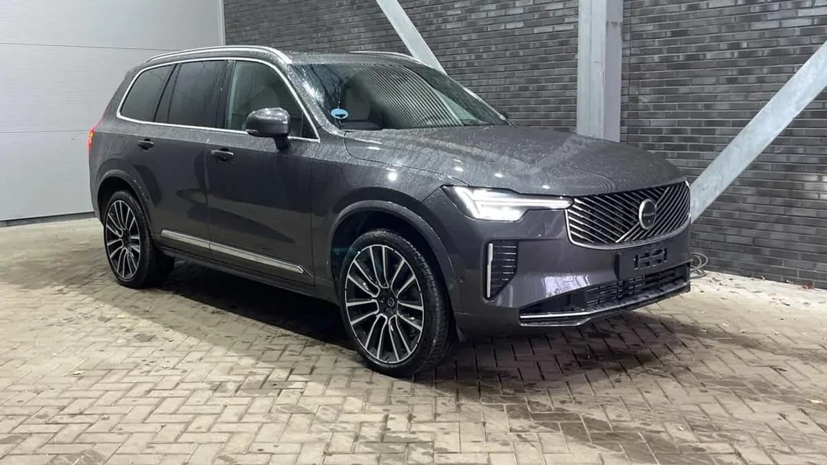 Volvo XC90 T8 Plug-in hybrid Ultra Bright | Bowers&Wilkins | Luchtvering | Massage | 22 Inch | Trekhaak | Head-Up — foto 1