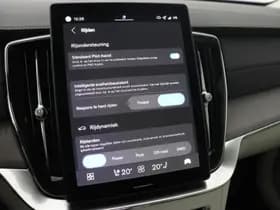 Volvo XC90 thumbnail 31