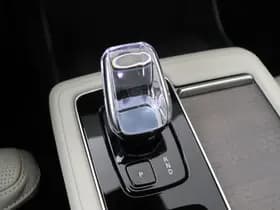 Volvo XC90 thumbnail 40
