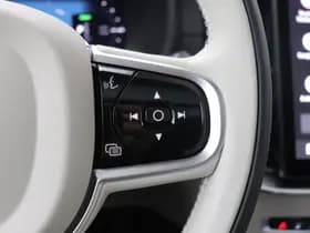 Volvo XC90 thumbnail 46