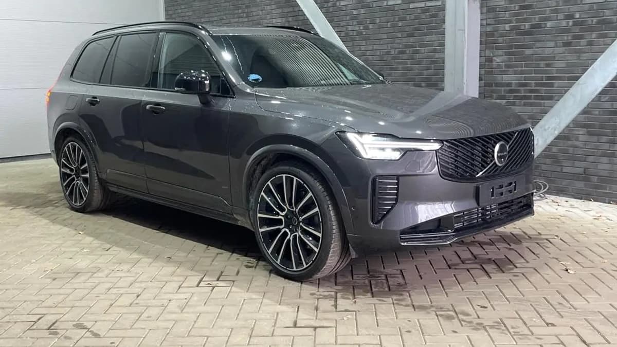Volvo XC90 T8 Plug-in hybrid Ultra Dark | Luchtvering | Bowers&Wilkins | Trekhaak | Massage+Ventilatie | Head-Up — foto 1