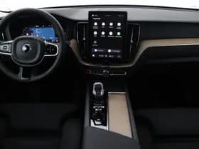 Volvo XC60 thumbnail 4